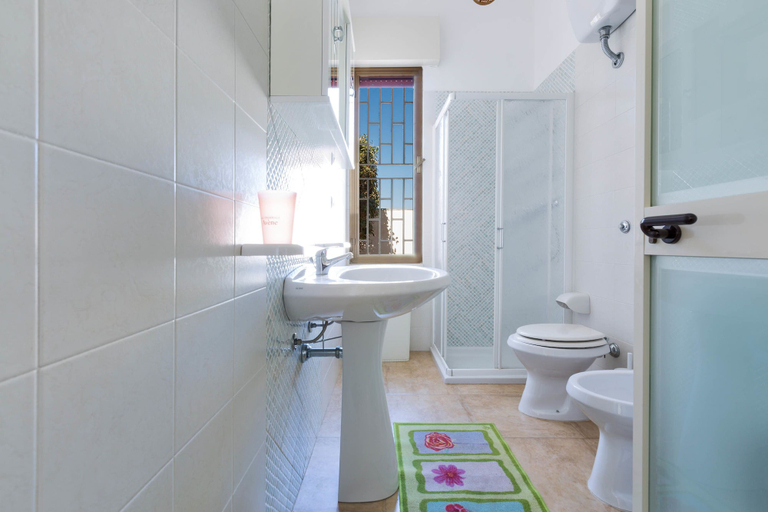 Bathroom, Serra degli Angeli, Lecce