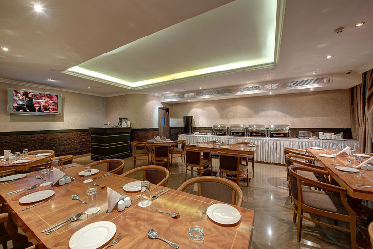 Food & Drinks 4, Palm Beach Hotel, Dubai