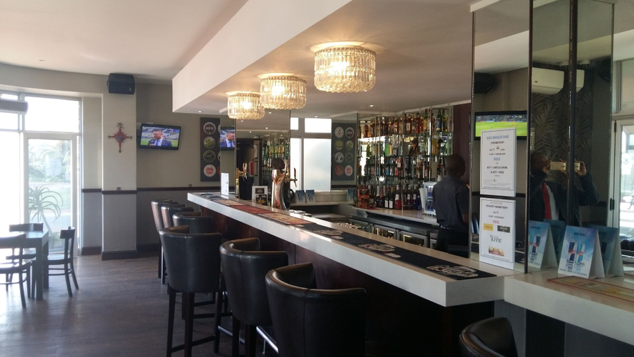 Food & Drinks 5, Parade Hotel, eThekwini