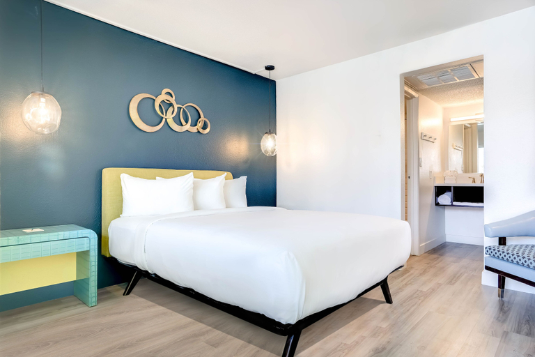Bedroom 3, Downtowner Boutique Hotel, Clark