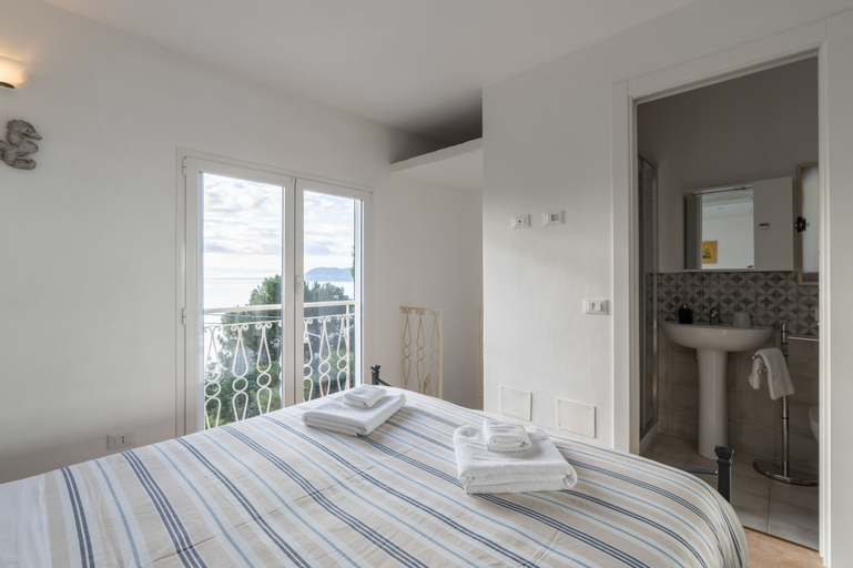 Bedroom 5, La Sterlizia di Santa Croce, Savona