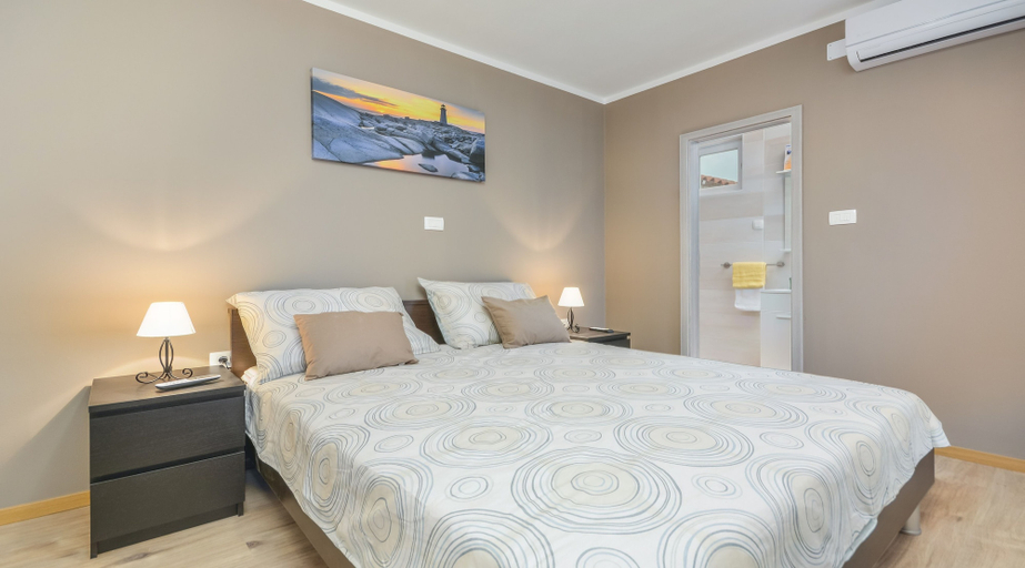Bedroom 3, Villa Martin, Tinjan