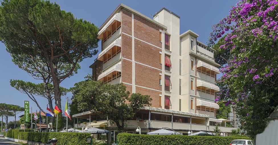 Exterior & Views 2, Hotel Le Ginestre, Lucca