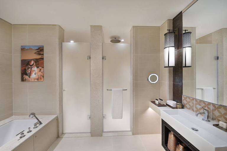 Bathroom 5, Al Manara, a Luxury Collection Hotel, Saraya Aqaba, Aqaba