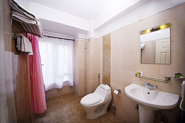 Bathroom 4, Hotel Friend's Home, Bagmati