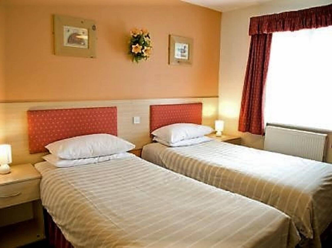 Bedroom 4, The Punchbowl Inn, Doncaster