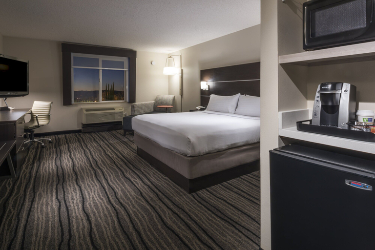 Bedroom 5, Holiday Inn Express & Suites LIVERMORE, Alameda