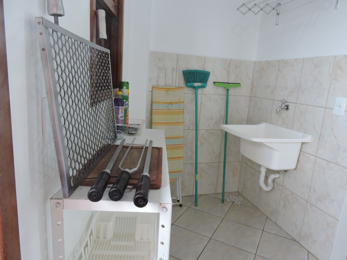 Bathroom 4, Castelo da Ilha, Florianopolis