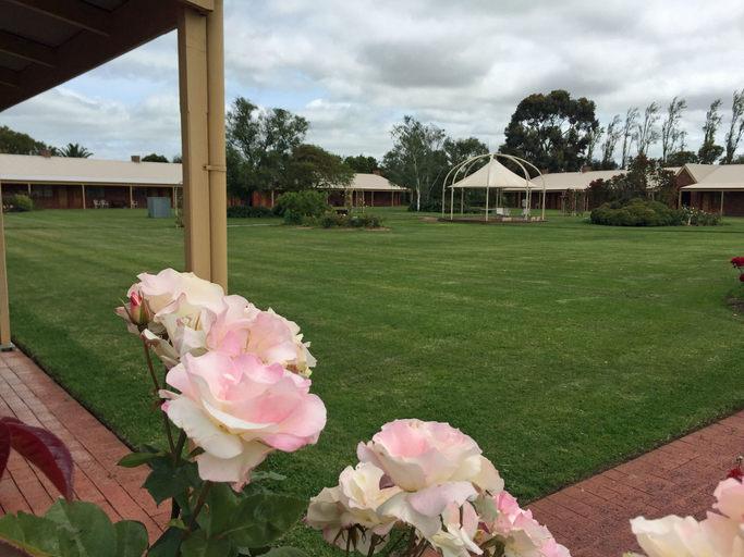 Others 4, Coonawarra Place Motor Inn, Wattle Range - East