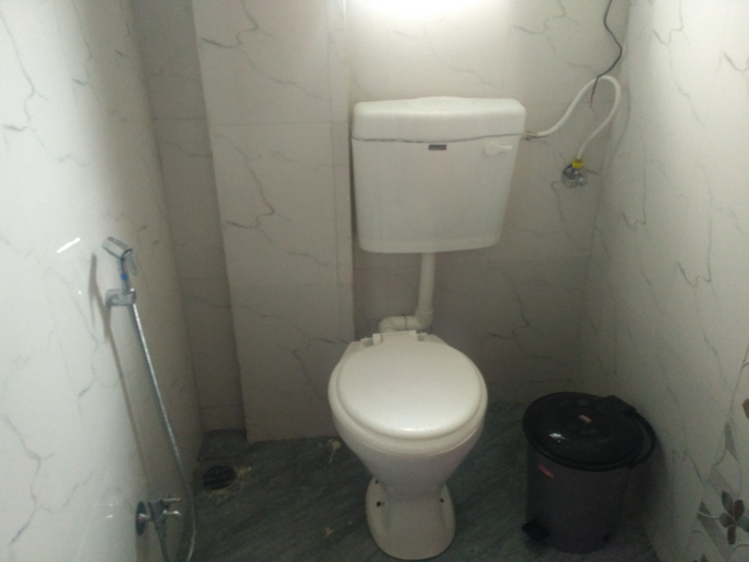 Bathroom 4, Hotel Honey Lodging, Pune