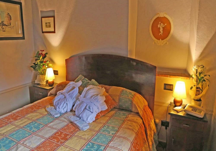 Bedroom 4, Agriturismo Parco Fiorito, Perugia