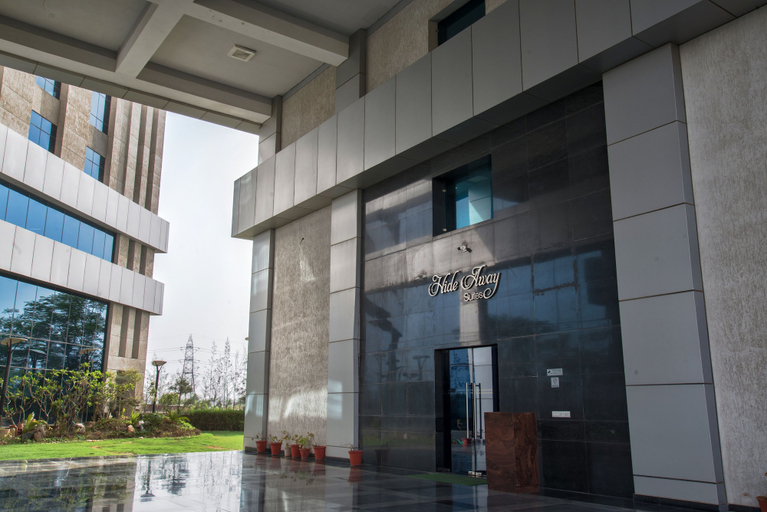 Exterior & Views 2, Hide Away Suites, Gautam Buddha Nagar