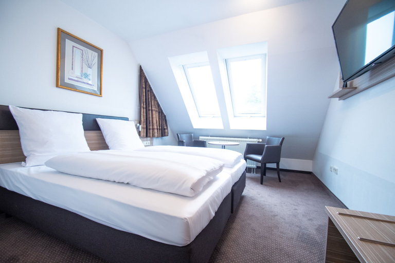 Bedroom 3, Taste Smart Hotel Backnang, Rems-Murr-Kreis
