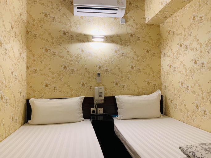 Bedroom 24