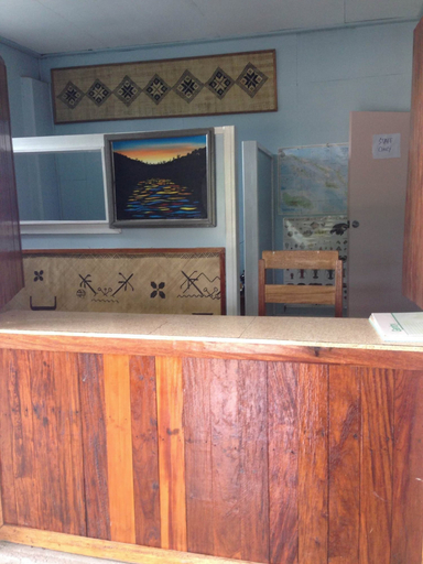 Others 4, Qua Roviana Motel, Munda