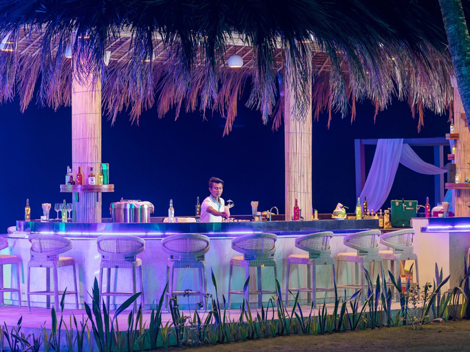 Food & Drinks 5, Jasmine Ngapali Resort, Thandwe