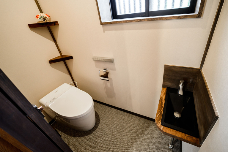 Bathroom 4, Kyotoya Otabishoan, Kyoto