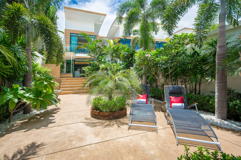 Exterior & Views 2, PARADISE Pool Villa Pattaya in Tropicana Village, Pattaya