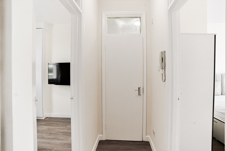 Others 5, Charming 1-bed Apartment in Euston, London