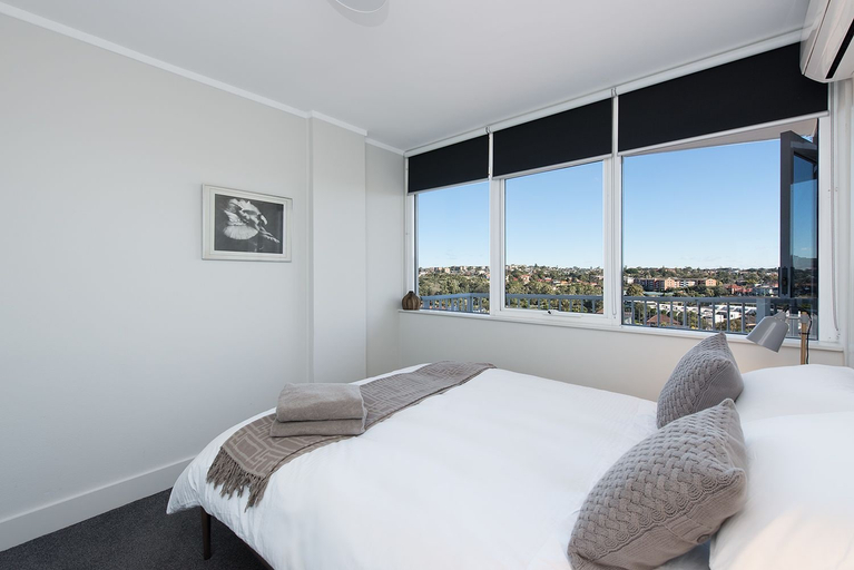 Bedroom 2, Stunning Ocean View Apartment H324, Sydney