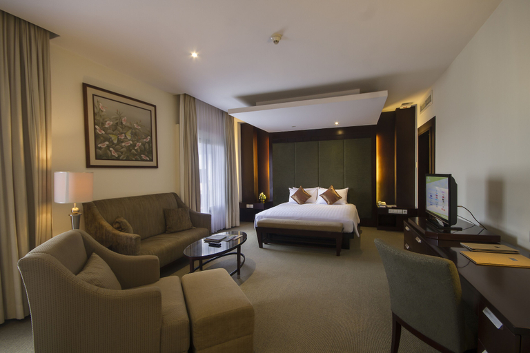 Bedroom 4, Hotel Santika Cirebon, Cirebon