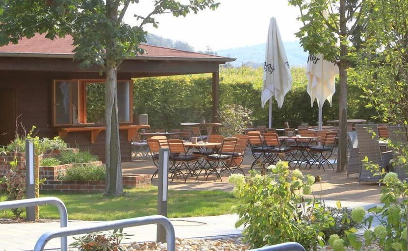 Exterior & Views 2, Landhotel Buchenkrug, Gütersloh