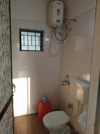 Bathroom 3, Casa Shraddha, North Goa
