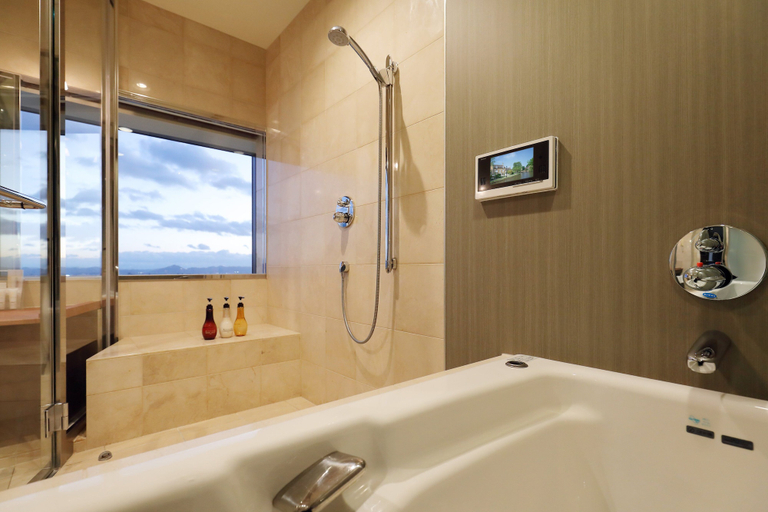 Bathroom 5, ANA Crowne Plaza OKAYAMA by IHG, Okayama