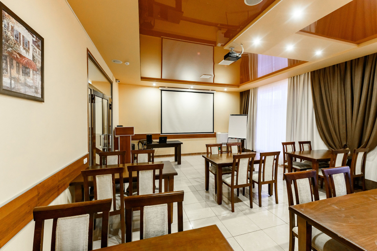 Food & Drinks 4, Briz Hotel, Orenburg