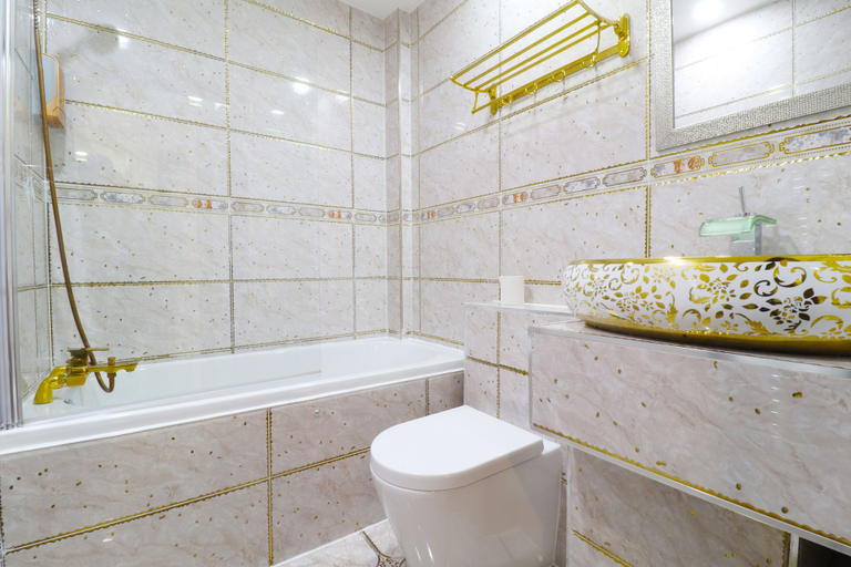 Bathroom 3, Queen Stay Apartments, Sheffield
