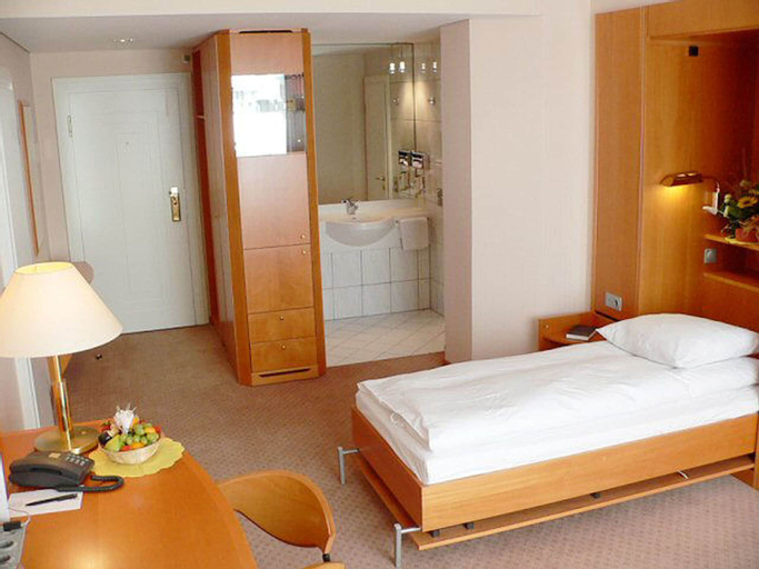 Bedroom 2, Hotel Meerane, Zwickau