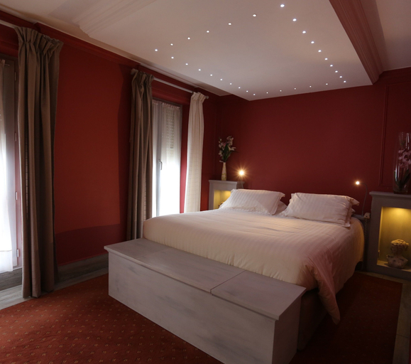 Bedroom 3, L'Hôtel, Le Cheval Noir 1763, Seine-et-Marne