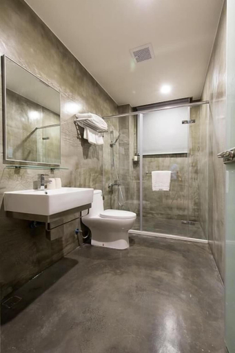 Bathroom 3, Wei Wei Chu B&B, Yilan