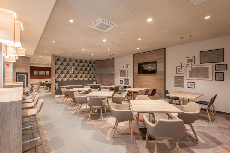 Food & Drinks 4, Hampton by Hilton Frankfurt City Centre East, Frankfurt am Main