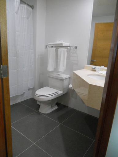 Bathroom 4, Hotel Diego de Almagro Chillán, Ñuble