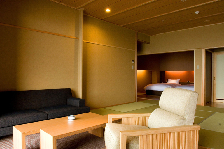 Bedroom 4, Amahara, Sumoto
