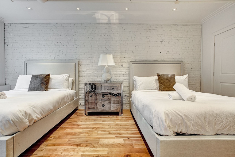 Bedroom 3, Saint Sulpice Lofts by Bakan - Old Montreal, Montréal