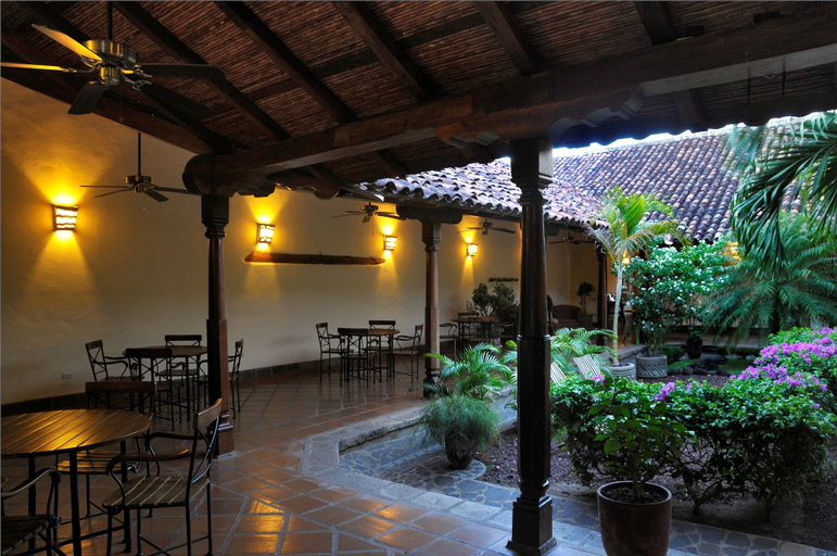 Food & Drinks 5, Hotel Patio del Malinche, Granada