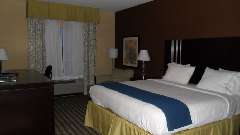 Bedroom 5, Holiday Inn Express COLUMBIA by IHG, Maury