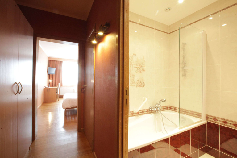 Bathroom 4, Hôtel Le Relais Du Marquis, Brabant Wallon