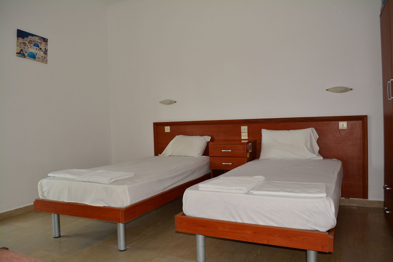 Bedroom 5, Cavo D'Oro Apartments, Ionian Islands