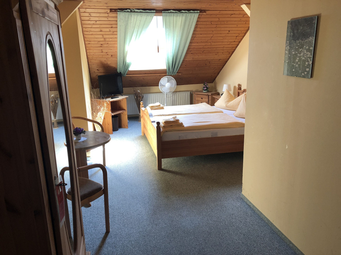 Bedroom 2, Hotel Schützenhaus, Potsdam-Mittelmark
