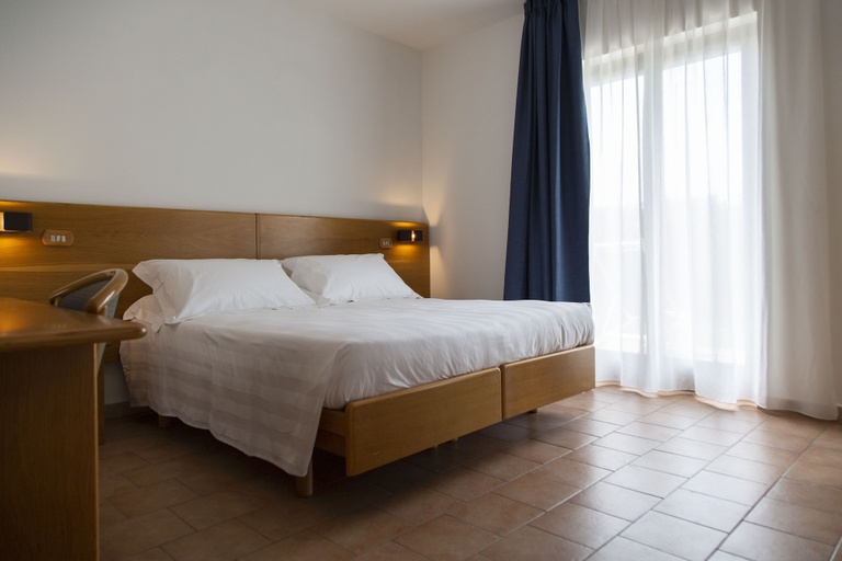 Bedroom 3, Hotel Villa Paradiso, Perugia