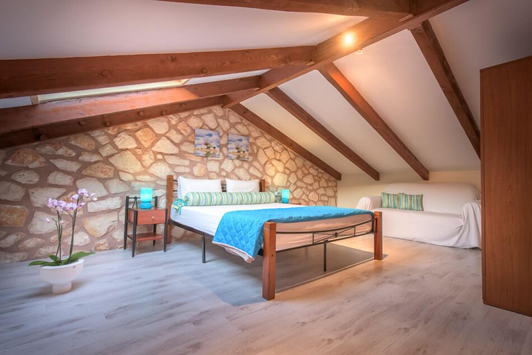 Bedroom 2, Limneon Villas, Ionian Islands