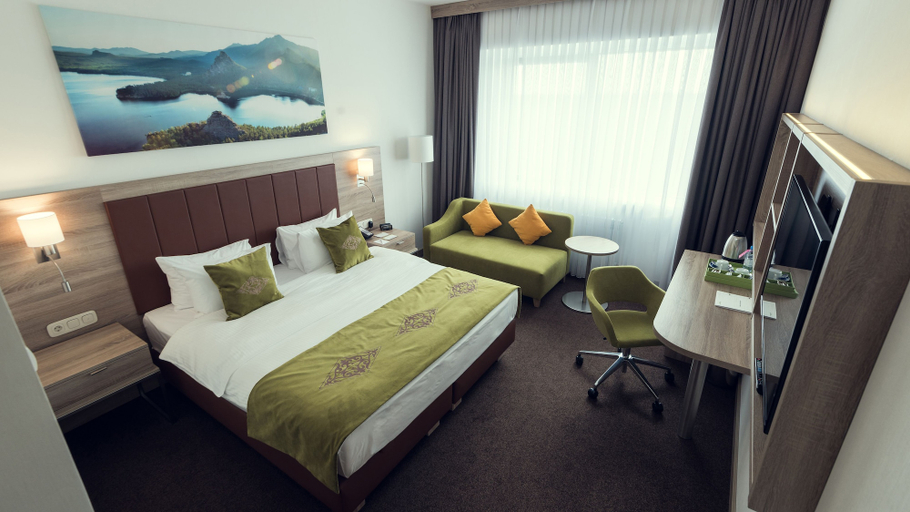 Bedroom 2, Wyndham Garden Astana, Astana City