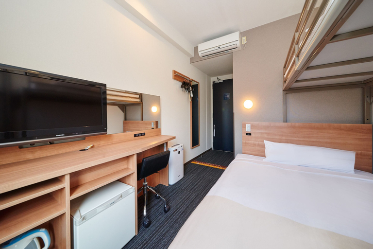 Bedroom 24