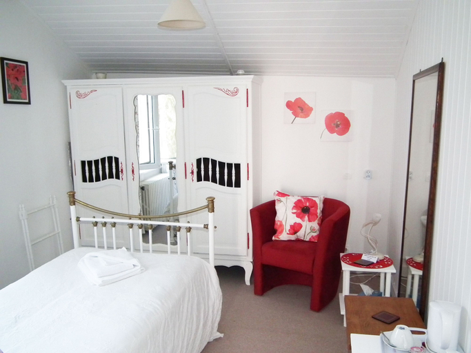 Bedroom 4, Maison de Fortitude, Lot