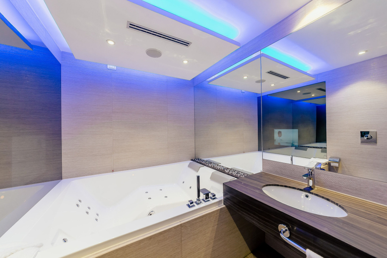 Bathroom 5, Diamante Mhotel, Torino