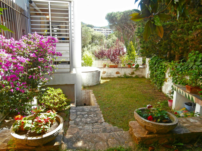 Others 5, Apartment Alier, Girona