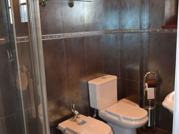 Bathroom 4, Posada el Hidalgo Mingucho, Cantabria
